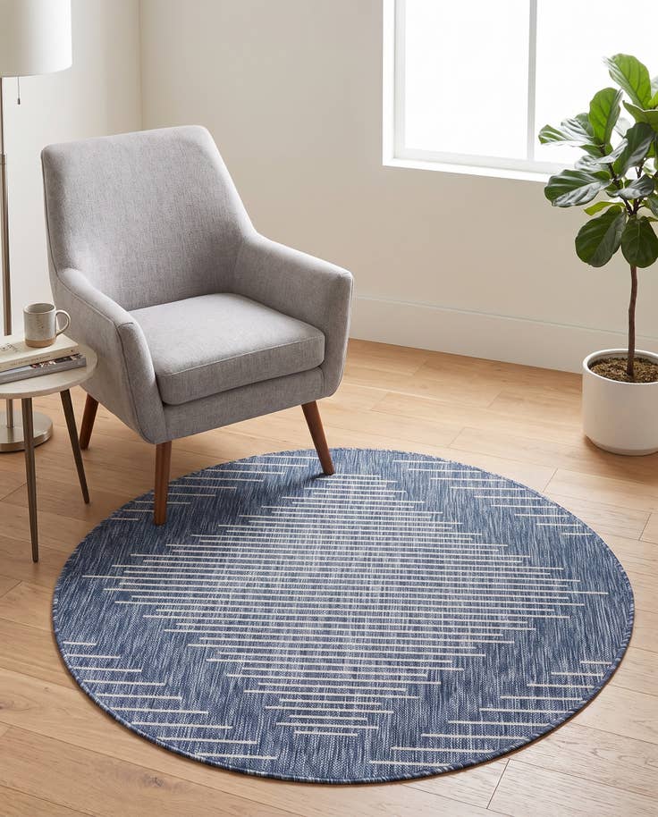 Detail image of 4' x 4' Easy-Clean Modern Indoor / Outdoor Round Rug