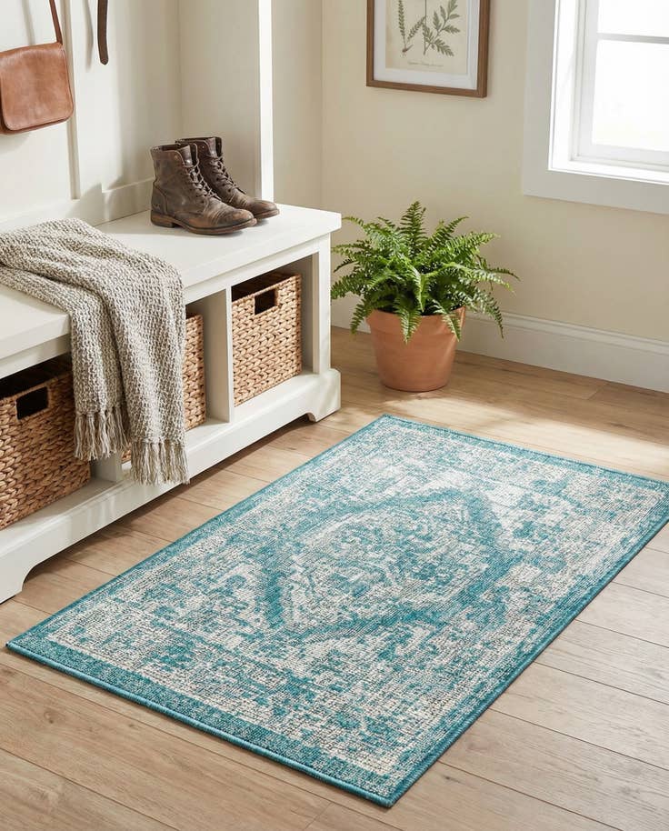 Detail image of 2' x 3' Easy-Clean Traditional Indoor / Outdoor Rug