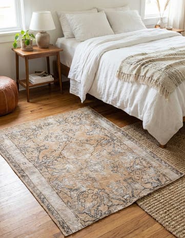 3' 4 x 4' Hand Knotted Ultra Vintage Persian Wool Rug