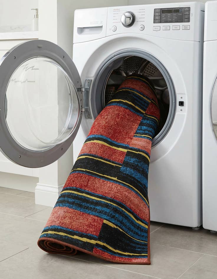 Detail image of  4' x 6'  Washable Modern Indoor / Outdoor Rug