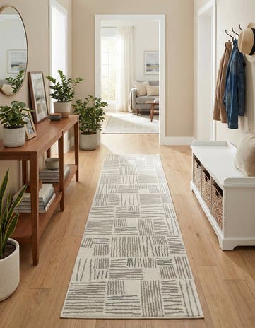 2' 7 x 10' Hanahan Runner Rug