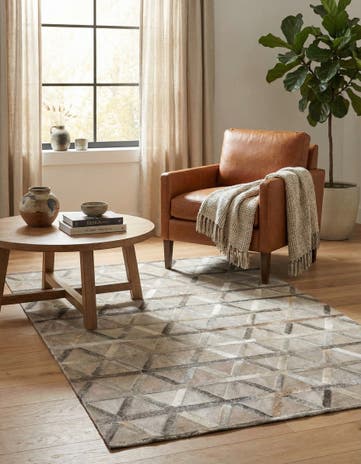 3' 10 x 5' 10 Cowhide Leather Rug