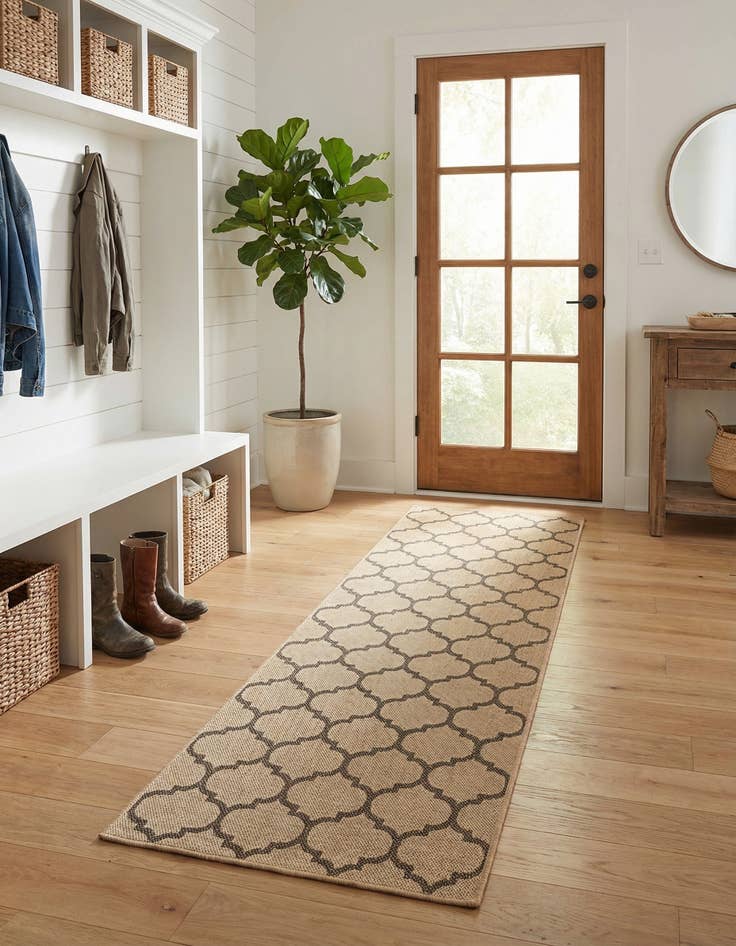 Detail image of 2' 9 x 8' Dunes Runner Rug