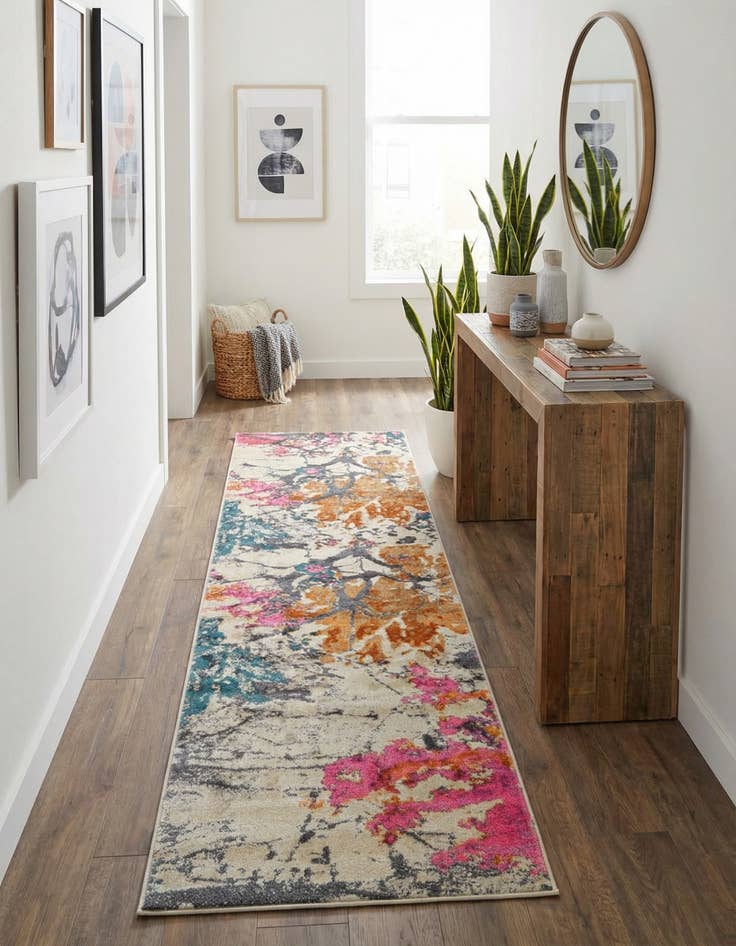 Detail image of 2' 7 x 10' Aria Runner Rug