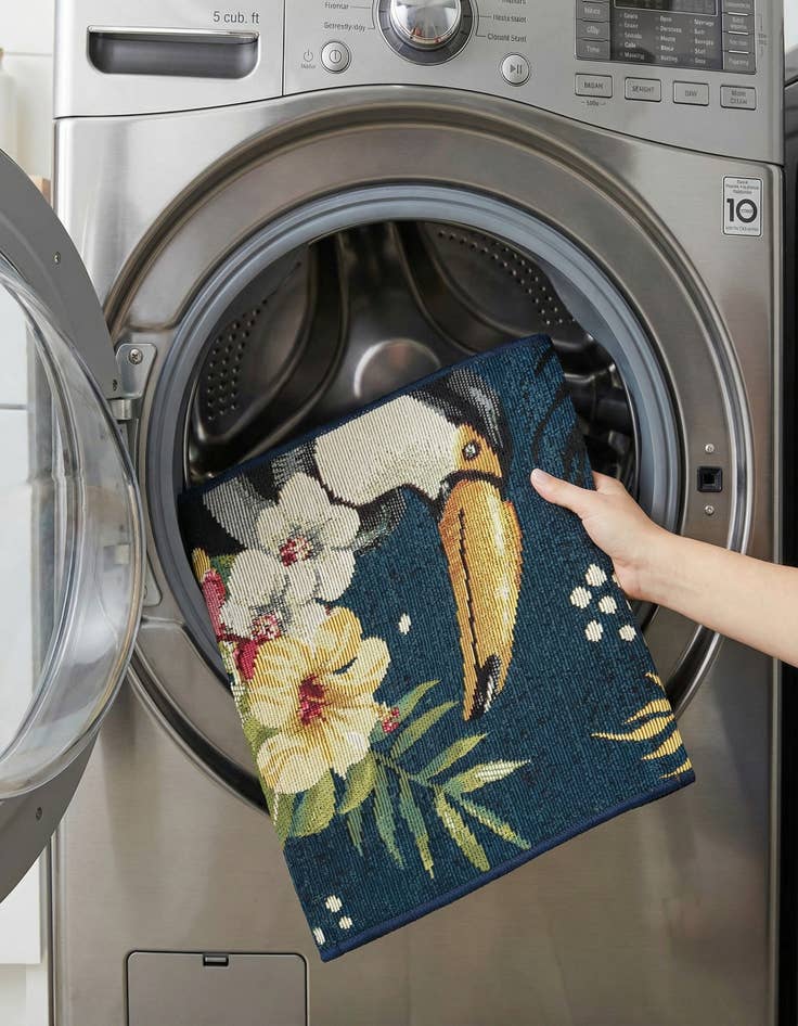 Detail image of  1' 4 x 1' 4  Washable Botanical Indoor / Outdoor Sample Rug