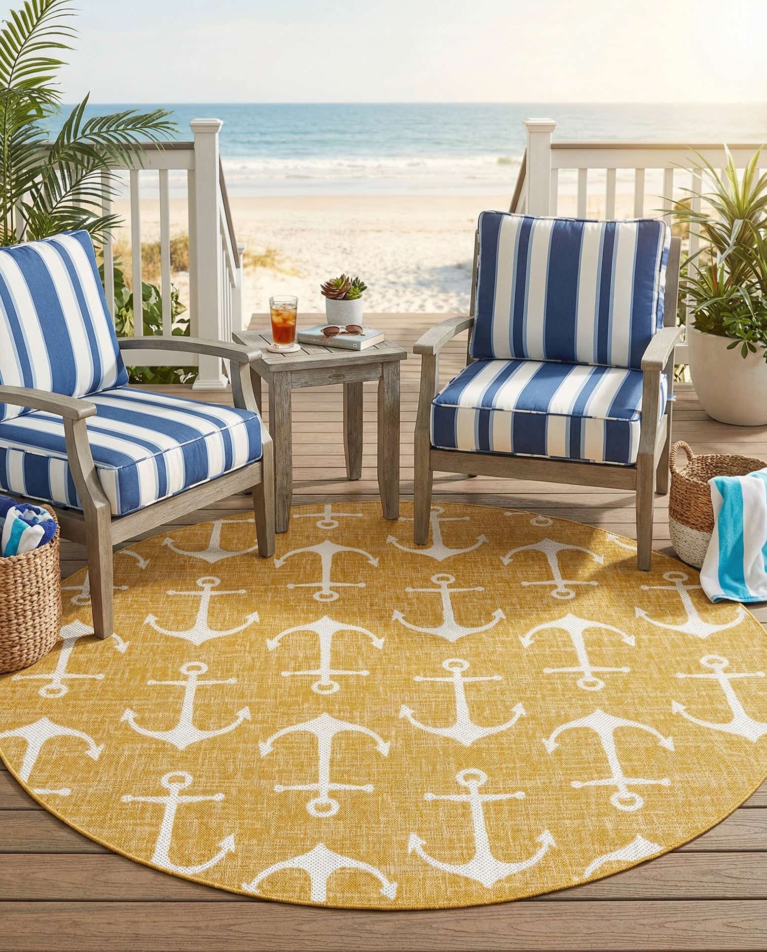 7' 10 x 7' 10 Easy-Clean Coastal Indoor / Outdoor Round Rug