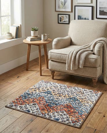  1' 4 x 1' 4 Aramis Sample Rug