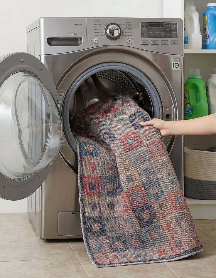 Detail image of 7' 3 x 10'  Washable Sisu Rug