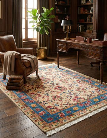 5' 6 x 6' 1 Hand Knotted Kashkuli Persian Rug