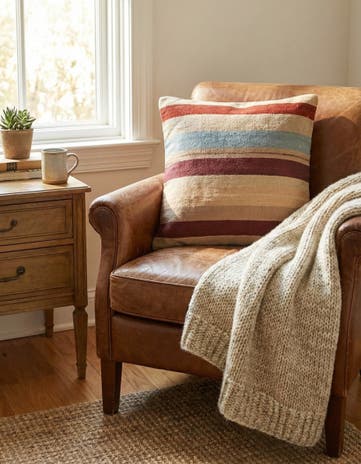 2' 5 x 2' 5 Hand Woven Pillow Wool Square Rug