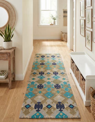 2' 7 x 8' 1 Luna Runner Rug