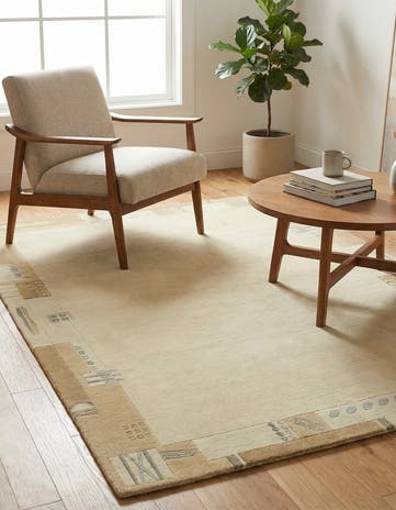 4' x 5' 10 Hand Knotted Nepal Wool Rug
