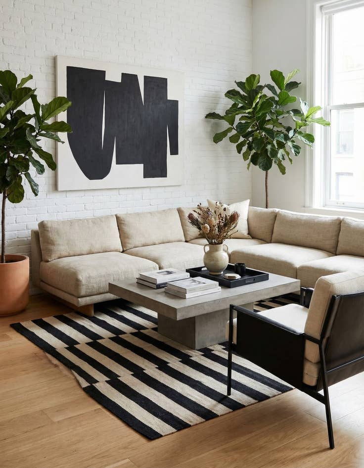 Detail image of 4' x 5' 6  Hand Woven Kilim Modern Wool Rug