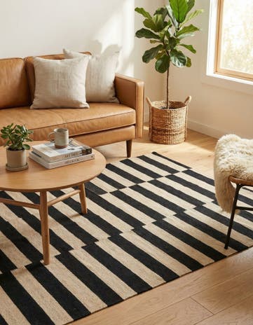 3' 4 x 4' 9 Hand Woven Kilim Modern Wool Rug