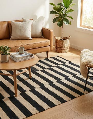 3' 4 x 4' 9 Hand Woven Kilim Modern Wool Rug