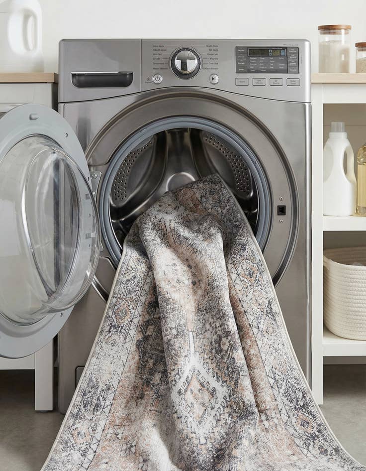 Detail image of 5' x 8' Washable Yara Rug