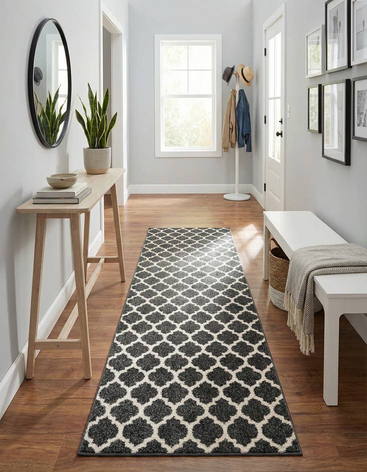 Detail image of  2' 7 x 8' Lattice Runner Rug