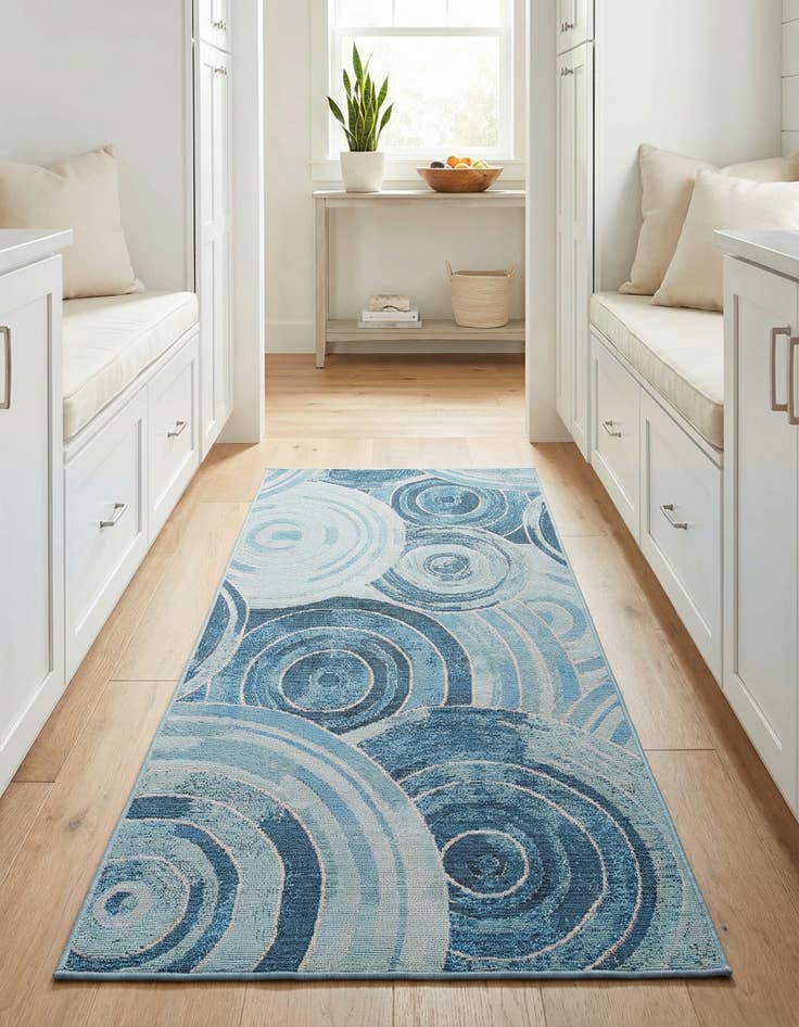 Detail image of 2' 7 x 5' 3 Easy-Clean Modern Indoor / Outdoor Runner Rug