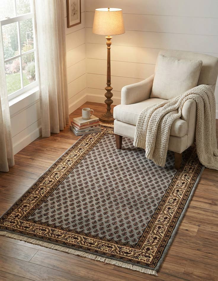 Detail image of 3' 1 x 5' 5 Hand Knotted Mir Wool Rug