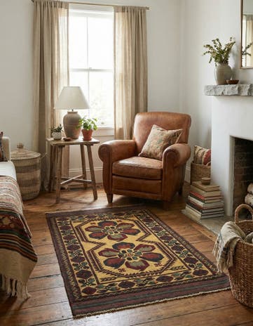 3' x 4' 10 Hand Knotted Sumak Wool Rug