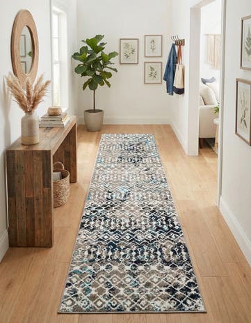 2' 7 x 10' Moroccan Trellis Runner Rug