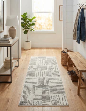 2' x 6' Hanahan Runner Rug