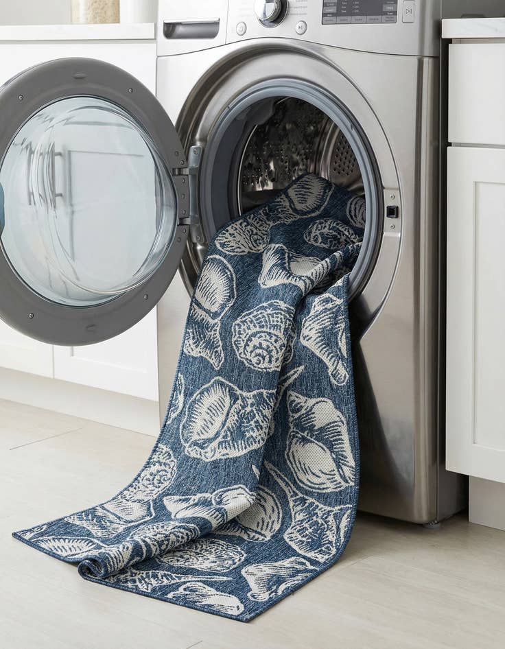 Detail image of  2' 7 x 12'  Washable Coastal Indoor / Outdoor Runner Rug