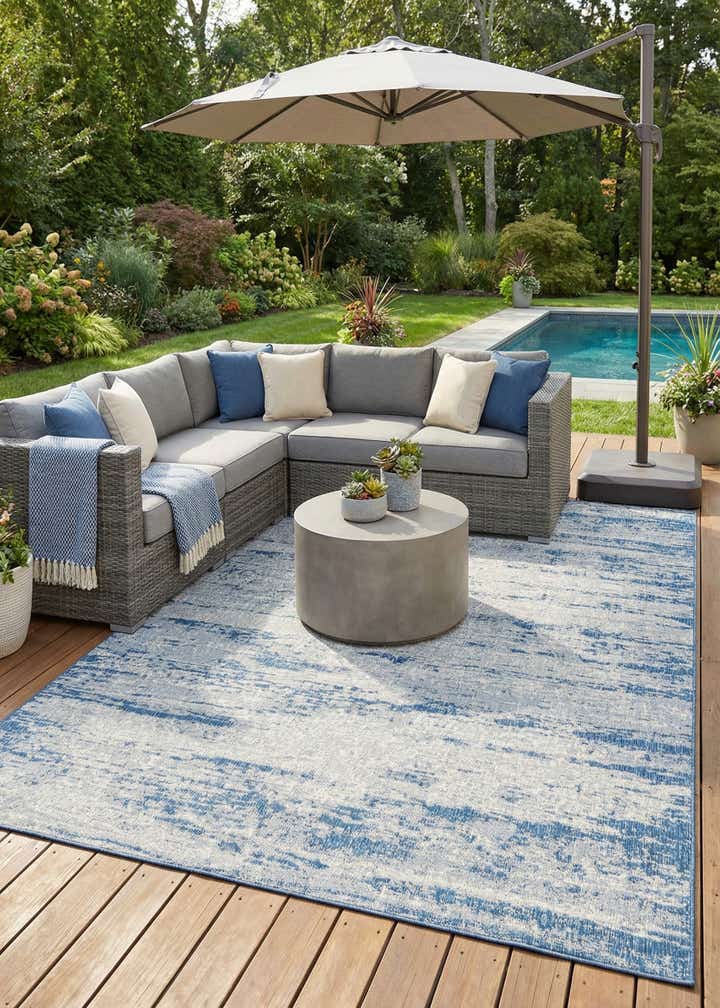 10' x 14' Easy-Clean Modern Indoor / Outdoor Rug