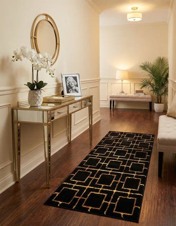 2' x 5' Marilyn Monroe™ Glam Deco Runner Rug