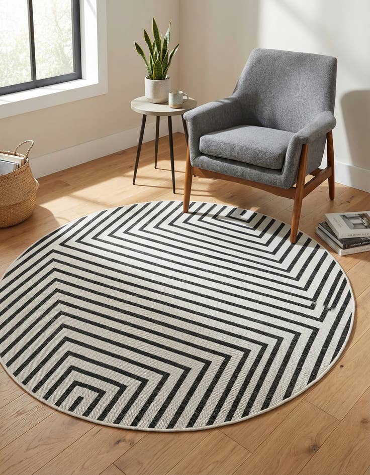 Detail image of  6' x 6'  Washable Modern Indoor / Outdoor Round Rug