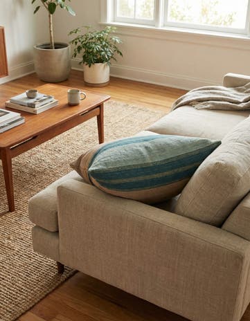 2' 3 x 2' 6 Hand Woven Pillow Wool Square Rug
