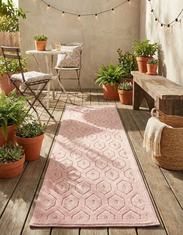 2' x 6' Easy-Clean Trellis Textured Indoor / Outdoor Runner Rug