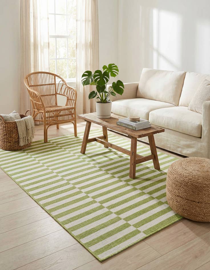 Detail image of 6' x 9'  Washable Striped Indoor / Outdoor Rug