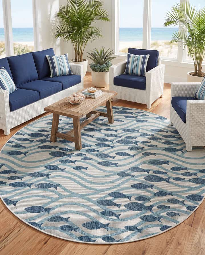 7' 10 x 7' 10 Easy-Clean Coastal Indoor / Outdoor Round Rug