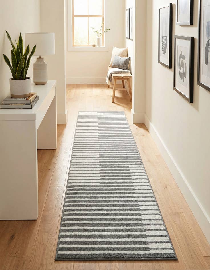 Detail image of  2' 7 x 12' Oslo Runner Rug