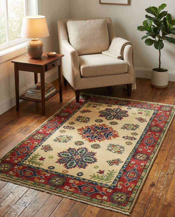 2' 7 x 4' Hand Knotted Kazak Rug