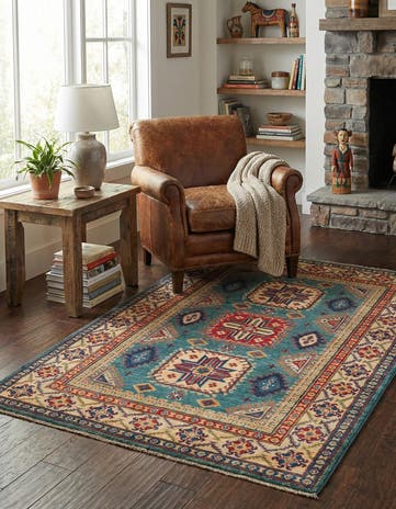4' x 6' 1 Hand Knotted Kazak Rug