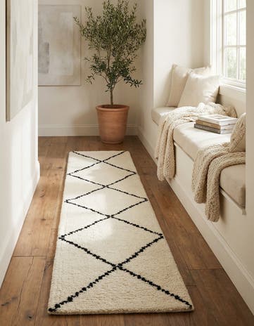 1' 3 x 8' 2 Hand Knotted Safiya Moroccan Wool Table Runner Rug