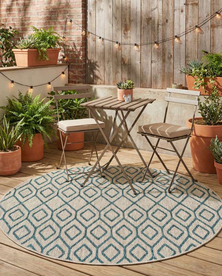 4' x 4' Easy-Clean Jill Zarin Turks and Caicos Indoor / Outdoor Round Rug