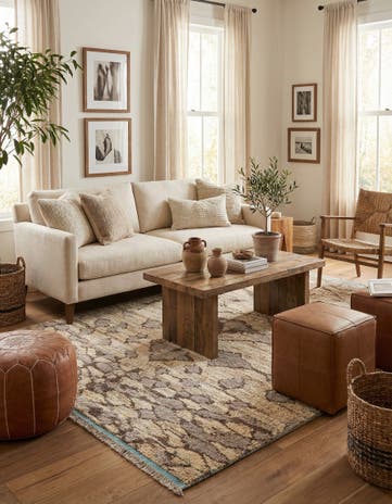 5' x 7' 1 Hand Knotted Moroccan Wool Rug