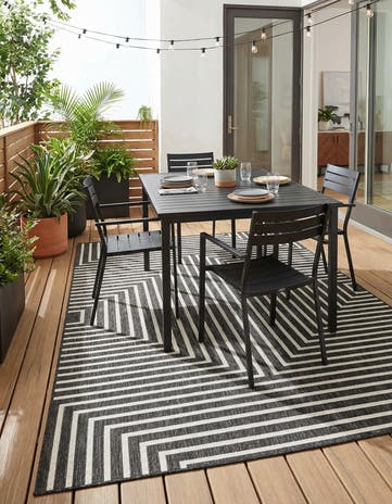 6' x 9' Easy-Clean Modern Indoor / Outdoor Rug
