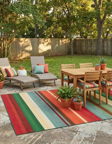 6' x 9' Easy-Clean Modern Indoor / Outdoor Rug