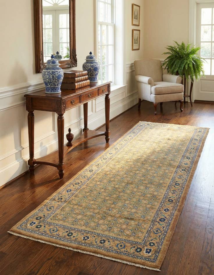 Detail image of 3' 8 x 10' 7  Hand Knotted Farahan Persian Wool Runner Rug