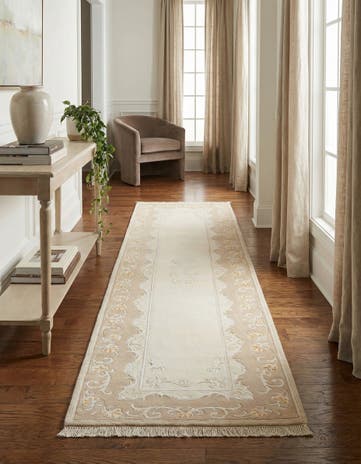 2' 9 x 9' 9 Hand Knotted Darya Wool Runner Rug