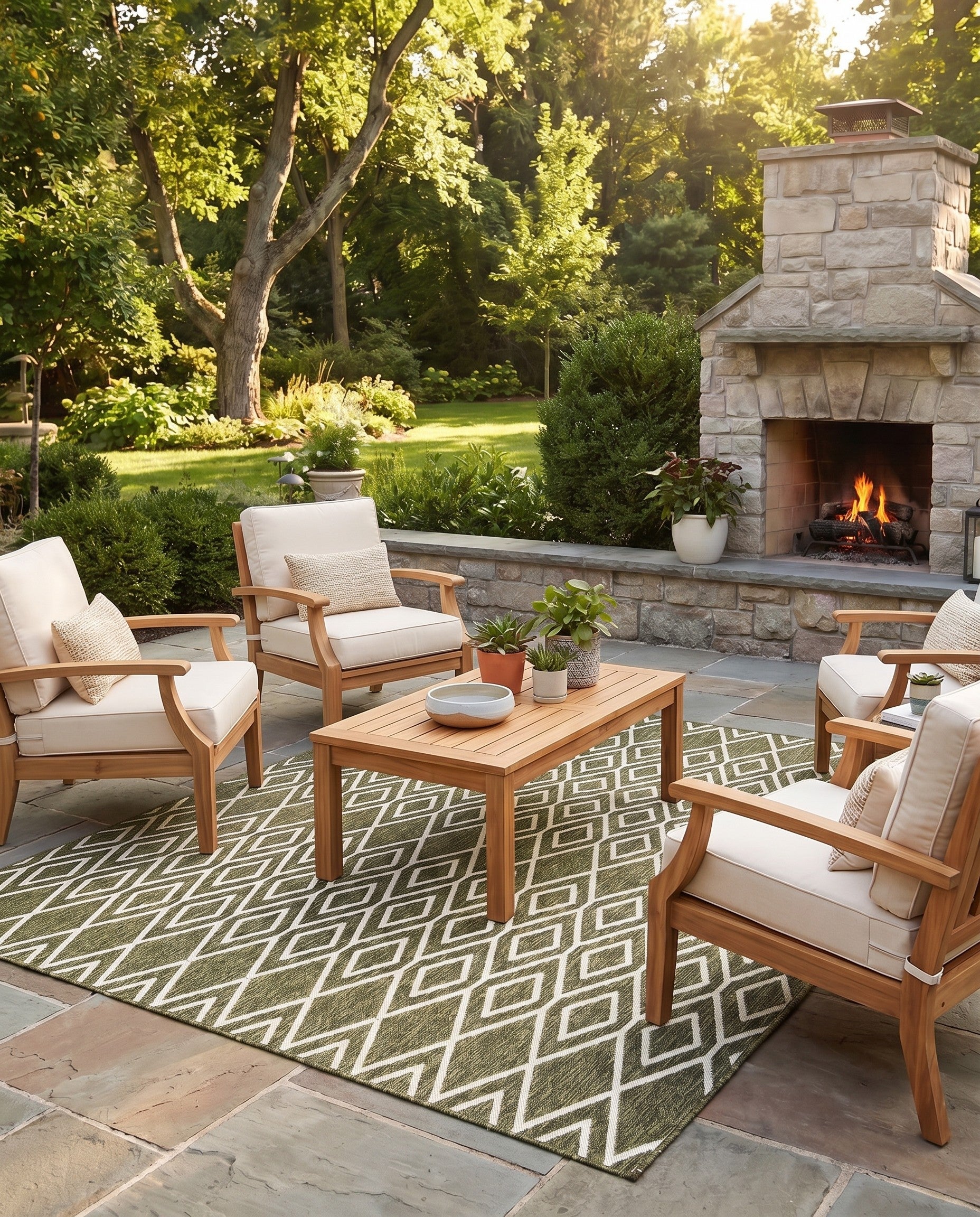 Green Easy-Clean Jill Zarin Turks and Caicos Indoor / Outdoor Square Rug