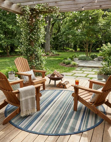 7' x 7' Easy-Clean Baja Indoor / Outdoor Round Rug