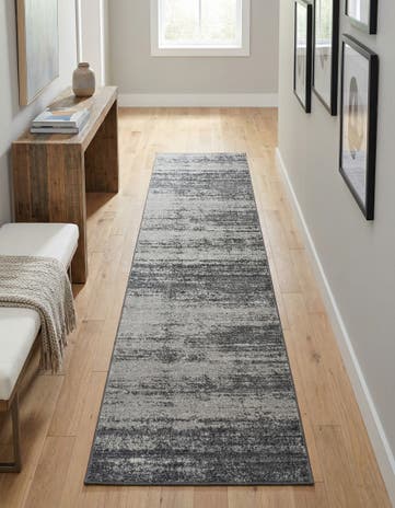 2' 7 x 10' Angelica Runner Rug