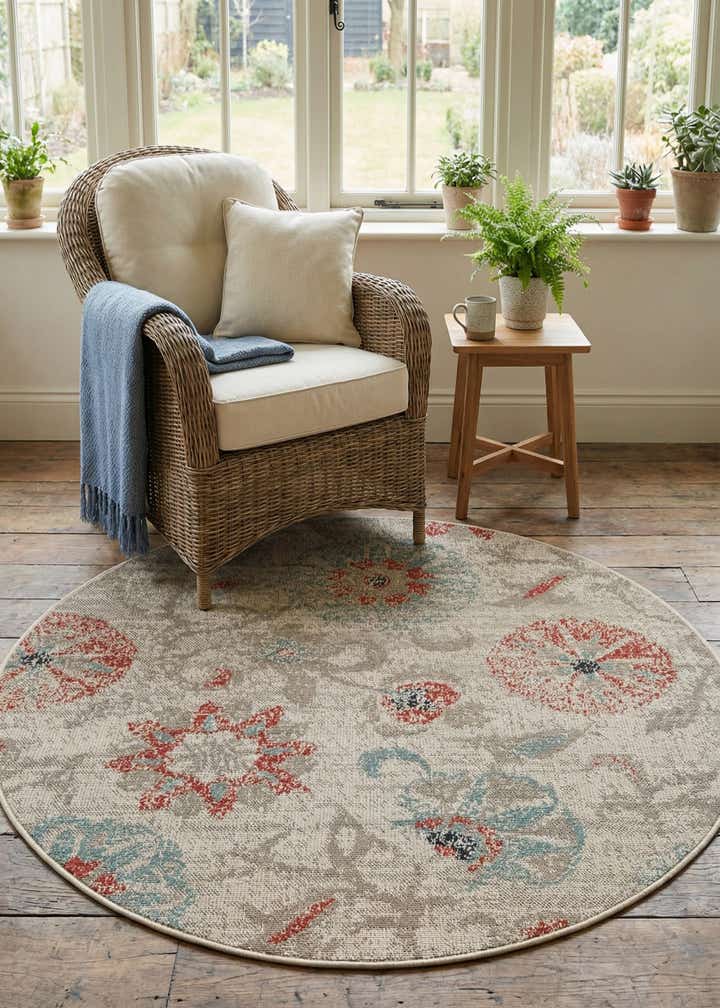 5' x 5' Easy-Clean Botanical Indoor / Outdoor Round Rug