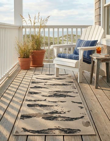 2' x 6' Easy-Clean Coastal Indoor / Outdoor Runner Rug