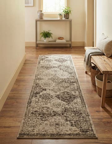 2' 7 x 10' Mojave Runner Rug
